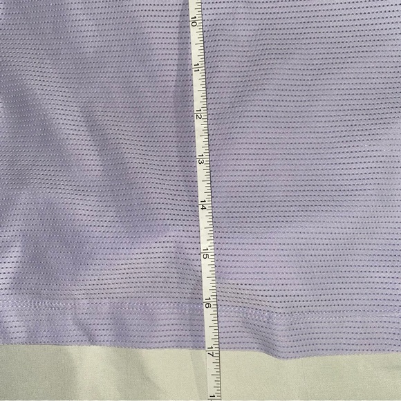 Nike Dri-Fit Workout Crop, Size Medium, Lavender/Purple - Picture 8 of 8